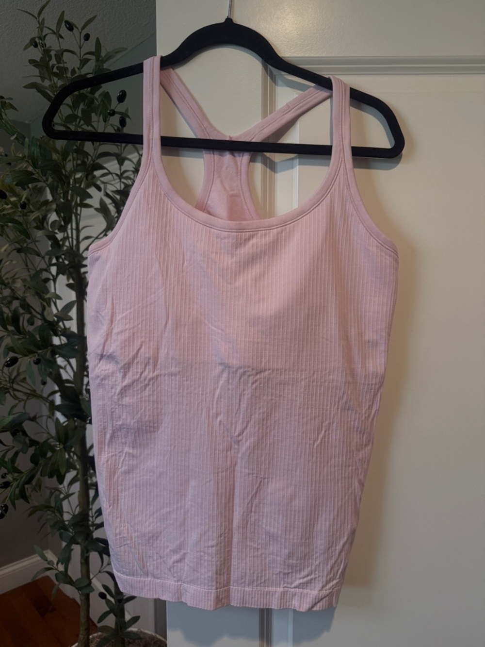 Lululemon Ebb to street Tank